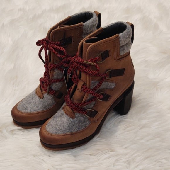 SOLD. BRAND NEW! Sold Out Sorel “Blake” Lace Bootie! - Picture 5 of 9